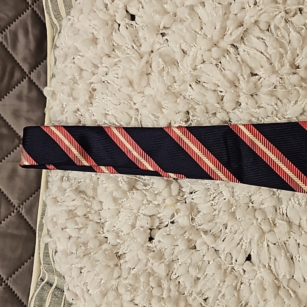 Burberry London Tie - Picture 3 of 15